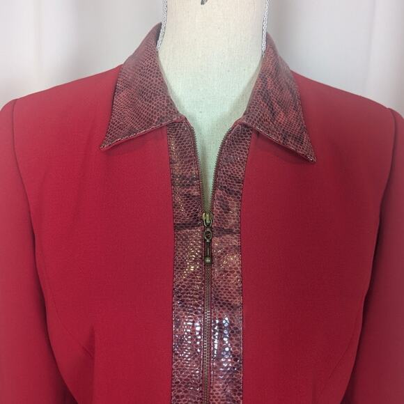 90s Vintage Donna Morgan Zip Blazer Red with Animal Print Size 10 P - Picture 9 of 13